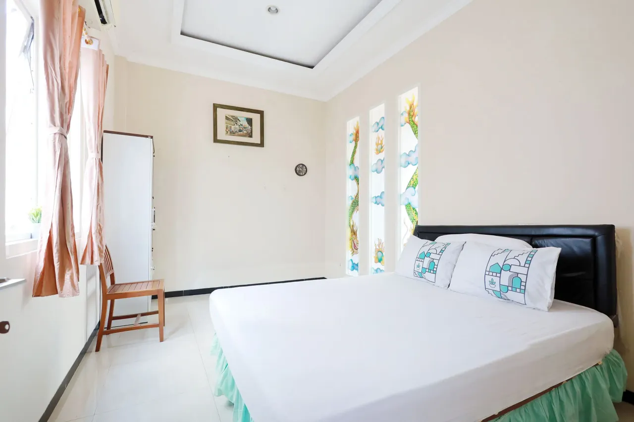 Medokan Ayu Kost Rungkut Surabaya Studio king Z