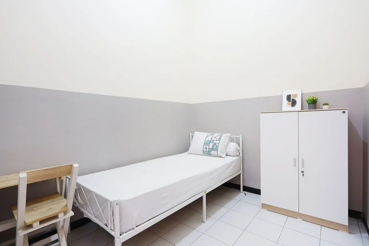 Soerabdja House Rungkut Surabaya Pocket Single B