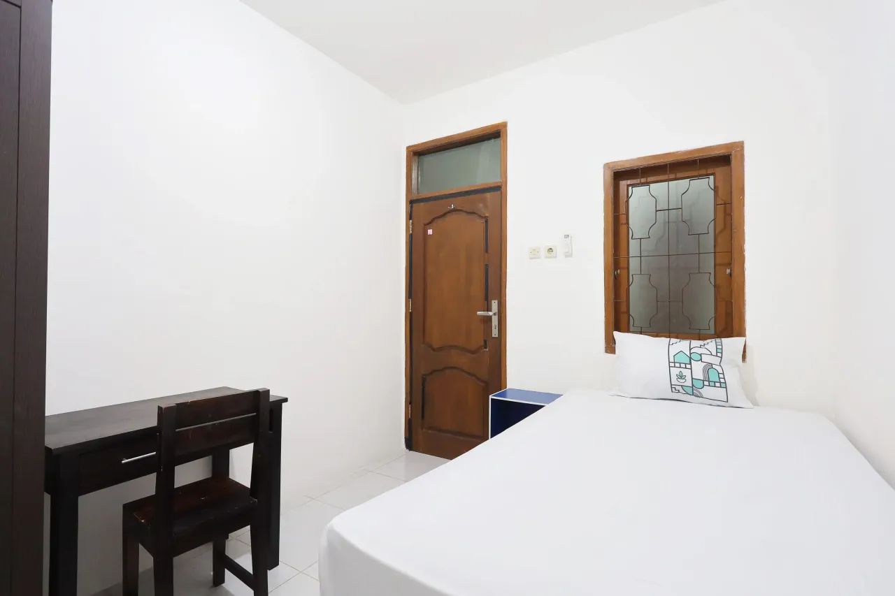 Araya Tahap 2 Kost Medokan Semampir Surabaya Compact Full A