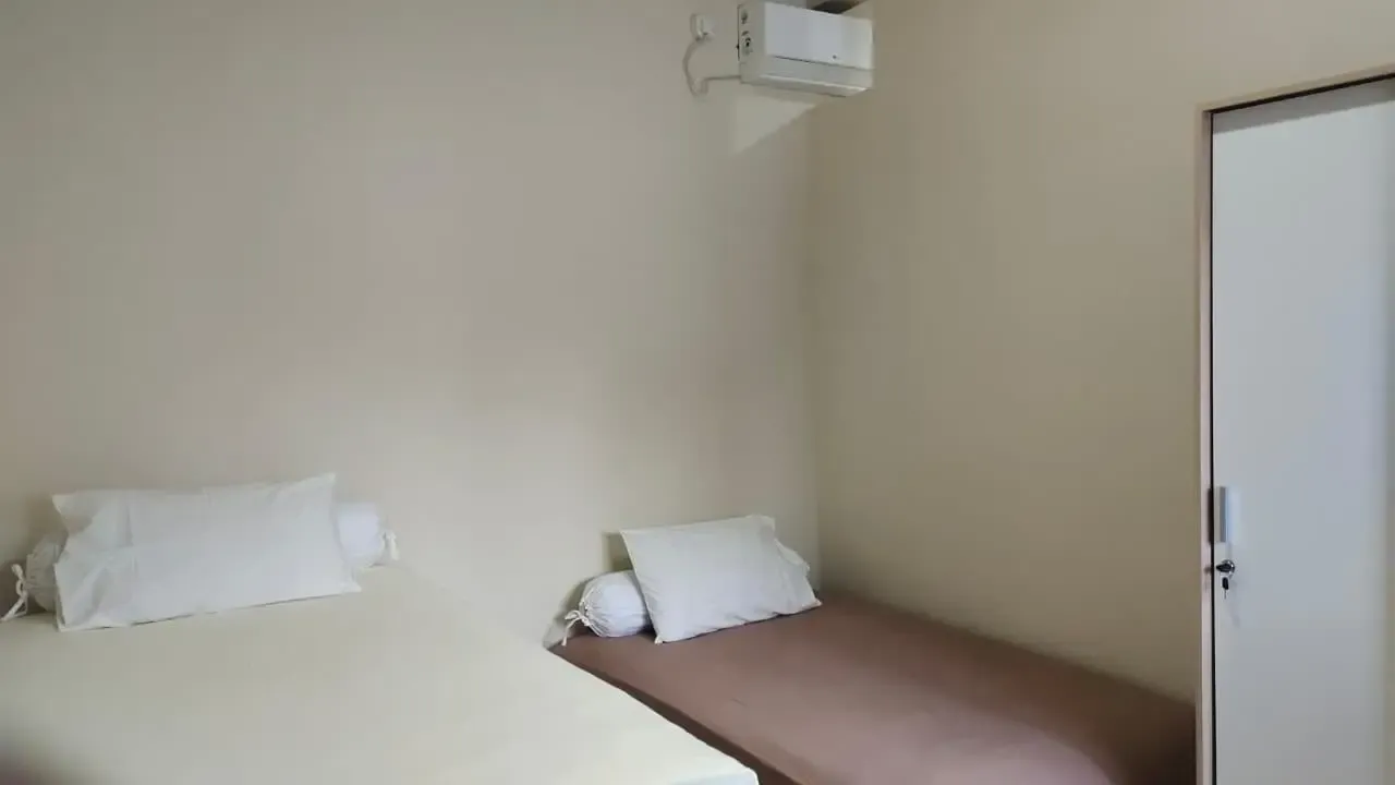 Putri Madani Syariah A2