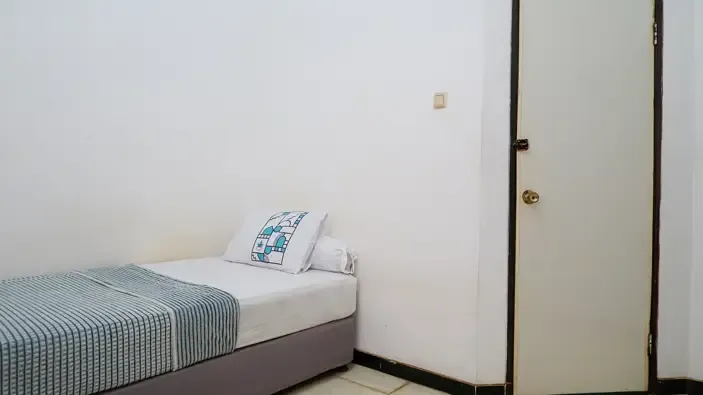 E1-2 Residence Siwalankerto Surabaya Compact Single B