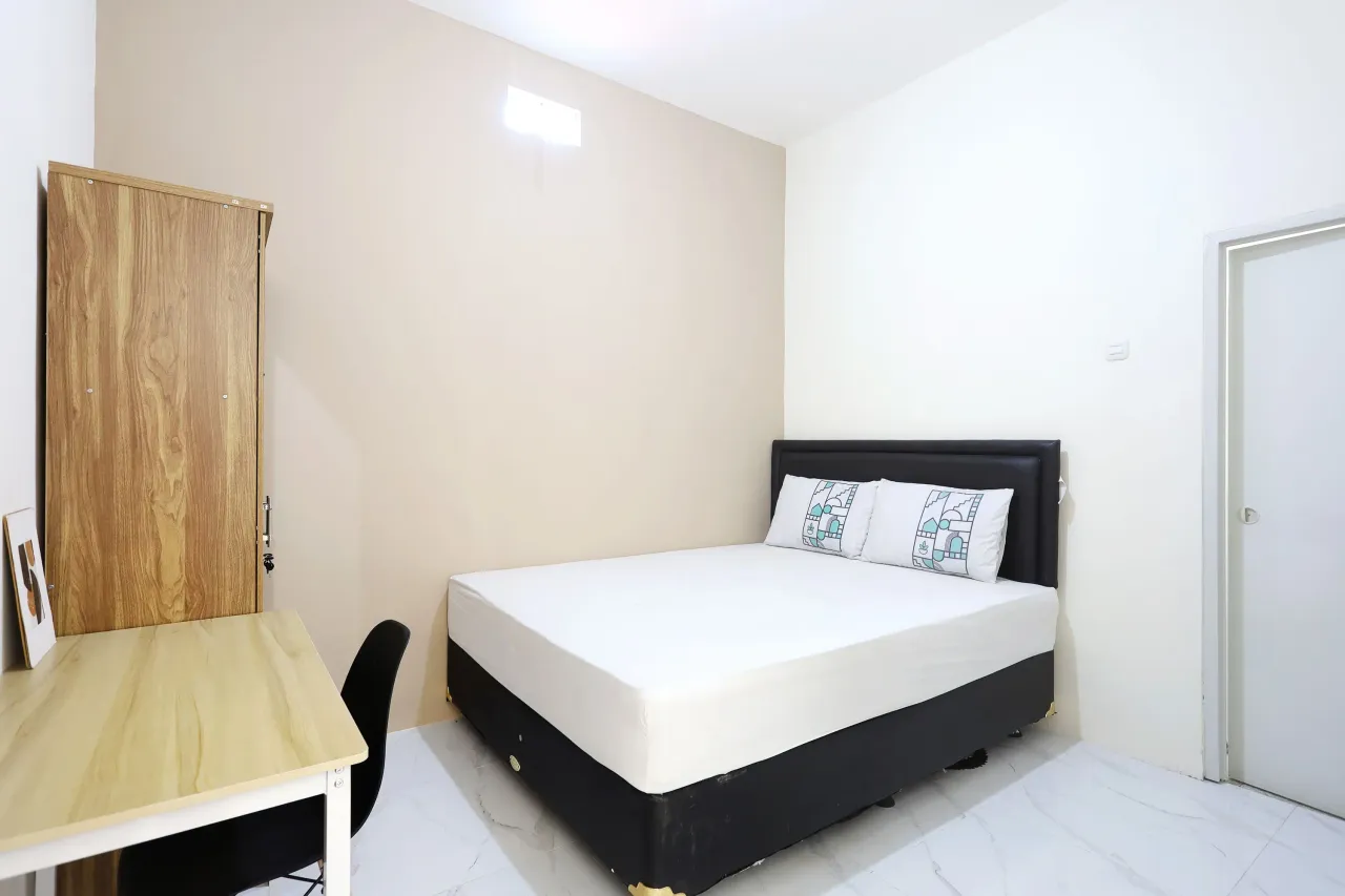 Fidi II Kost Wonokromo Surabaya Regular Queen A