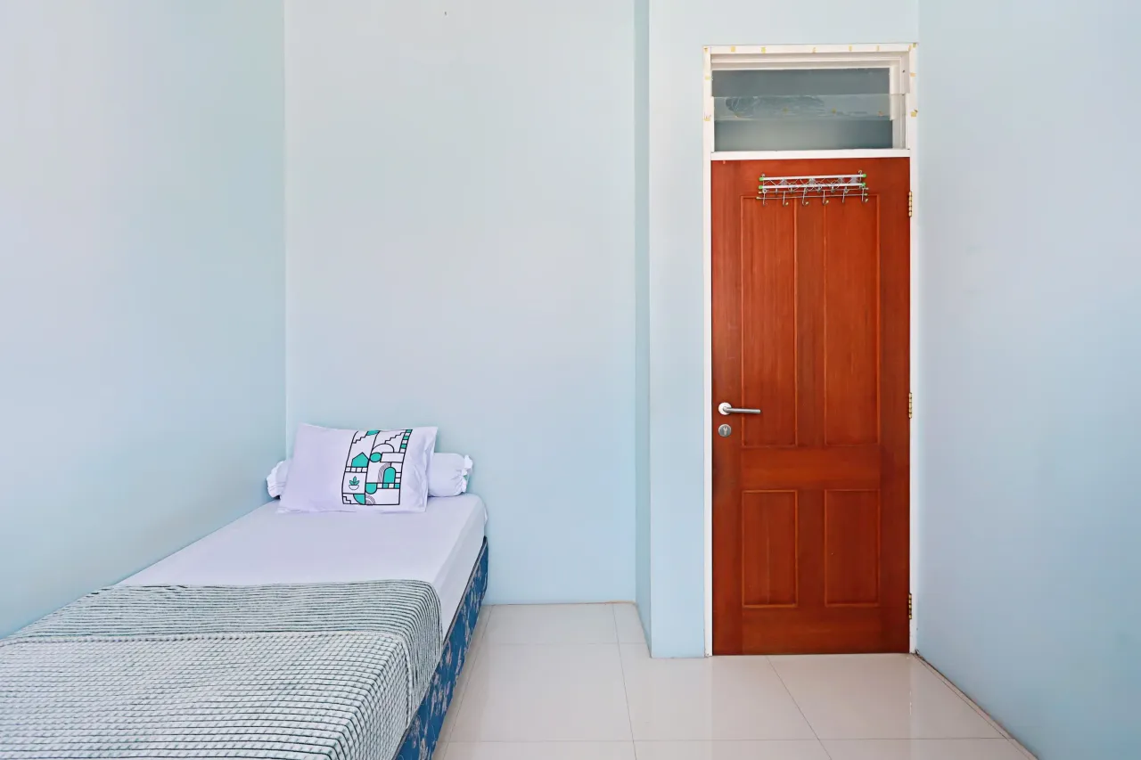 Ngagel Tama Utara IV Gubeng Surabaya Compact Single