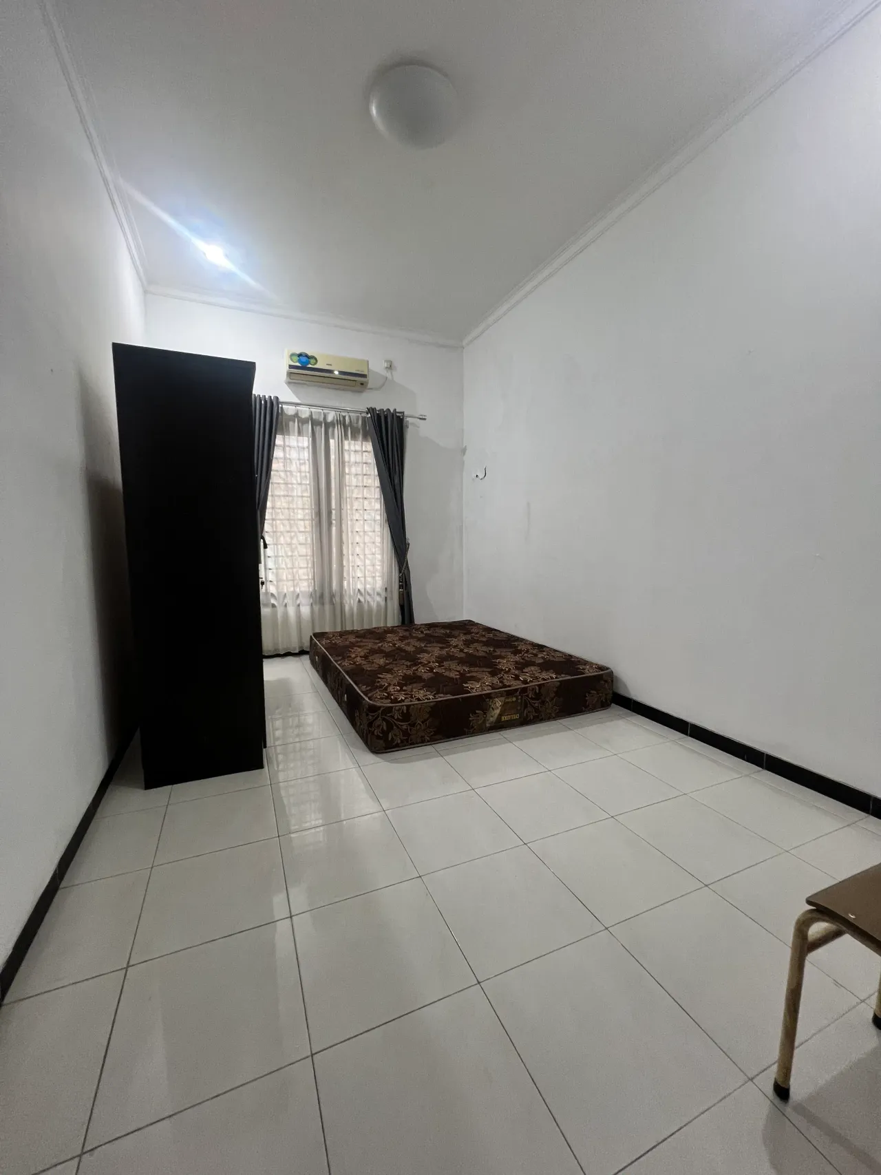 Kos obi Kamar Reg KM Luar