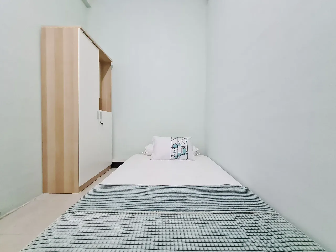 Icifa House Ngagel Surabaya Compact Single B