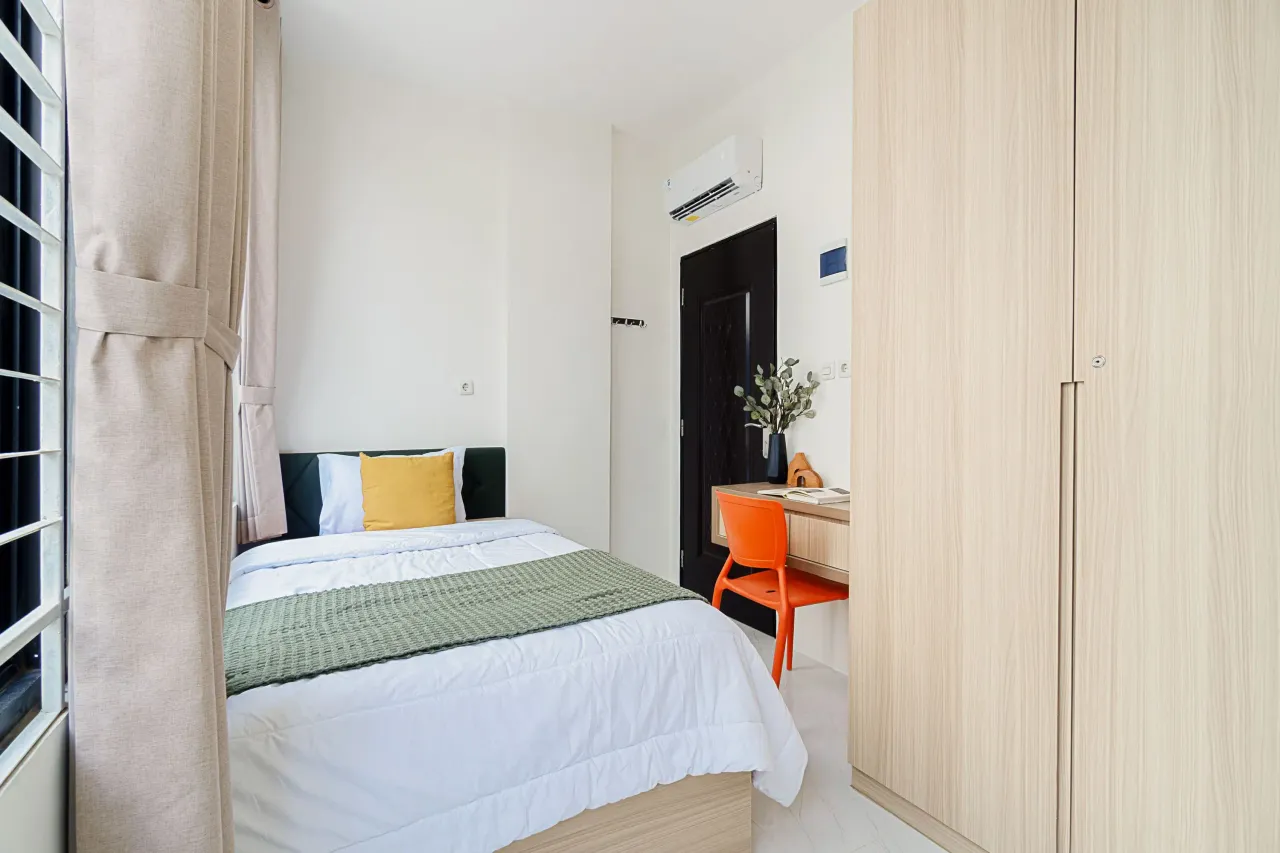 West Skyline Pos Pengumben Compact Full C - Foto Utama