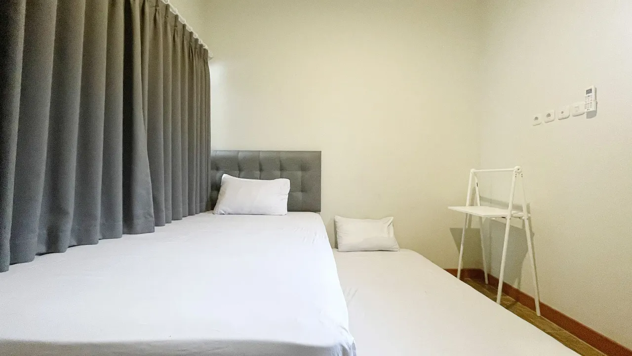 Sekai Home Sentul Bogor Regular Sliding Bed A