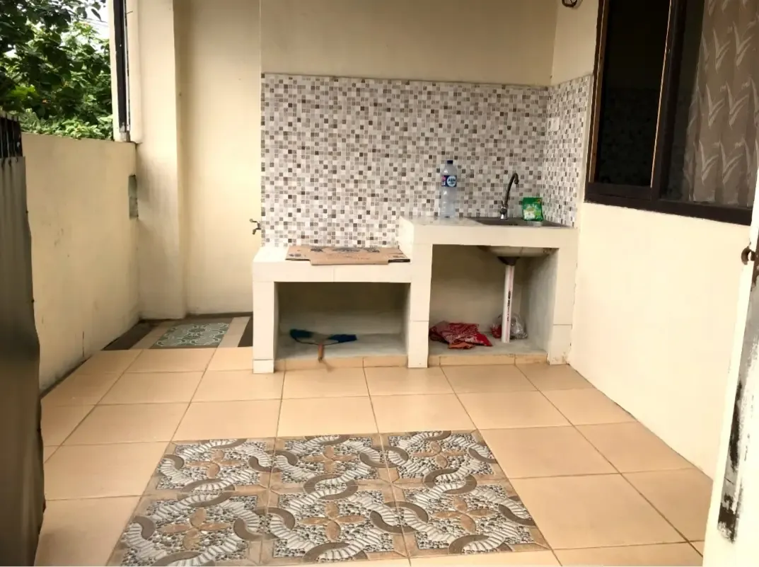 Kos DEKAT UNIVERSITAS BUDI LUHUR Ada Penjaga